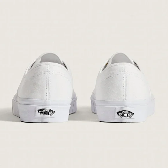 Vans WMNS Classic White Authentic Shoe
Lifestyle, Original Icon, Canvas Sneakers - Picture 6 of 6